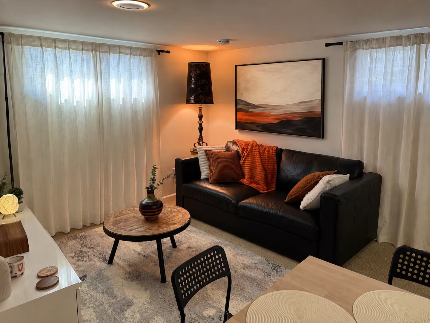 University District - Private Apartment, photo 5 of 20