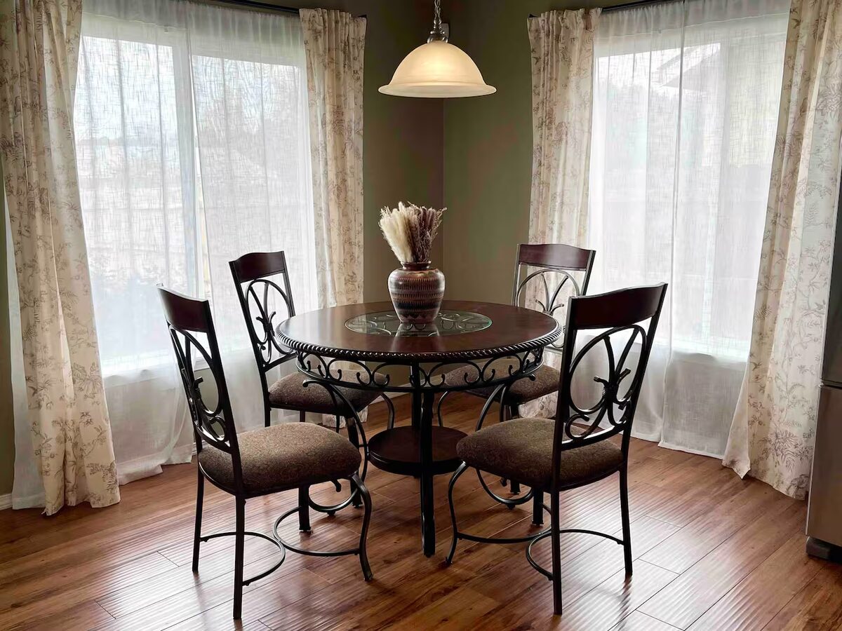 Evergreen Room, photo 9 of 16