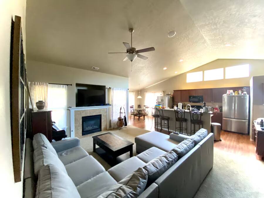 Aviator's Alcove, photo 6 of 11