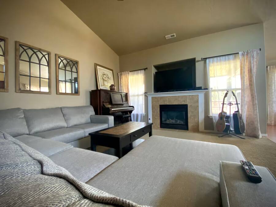 Aviator's Alcove, photo 7 of 11