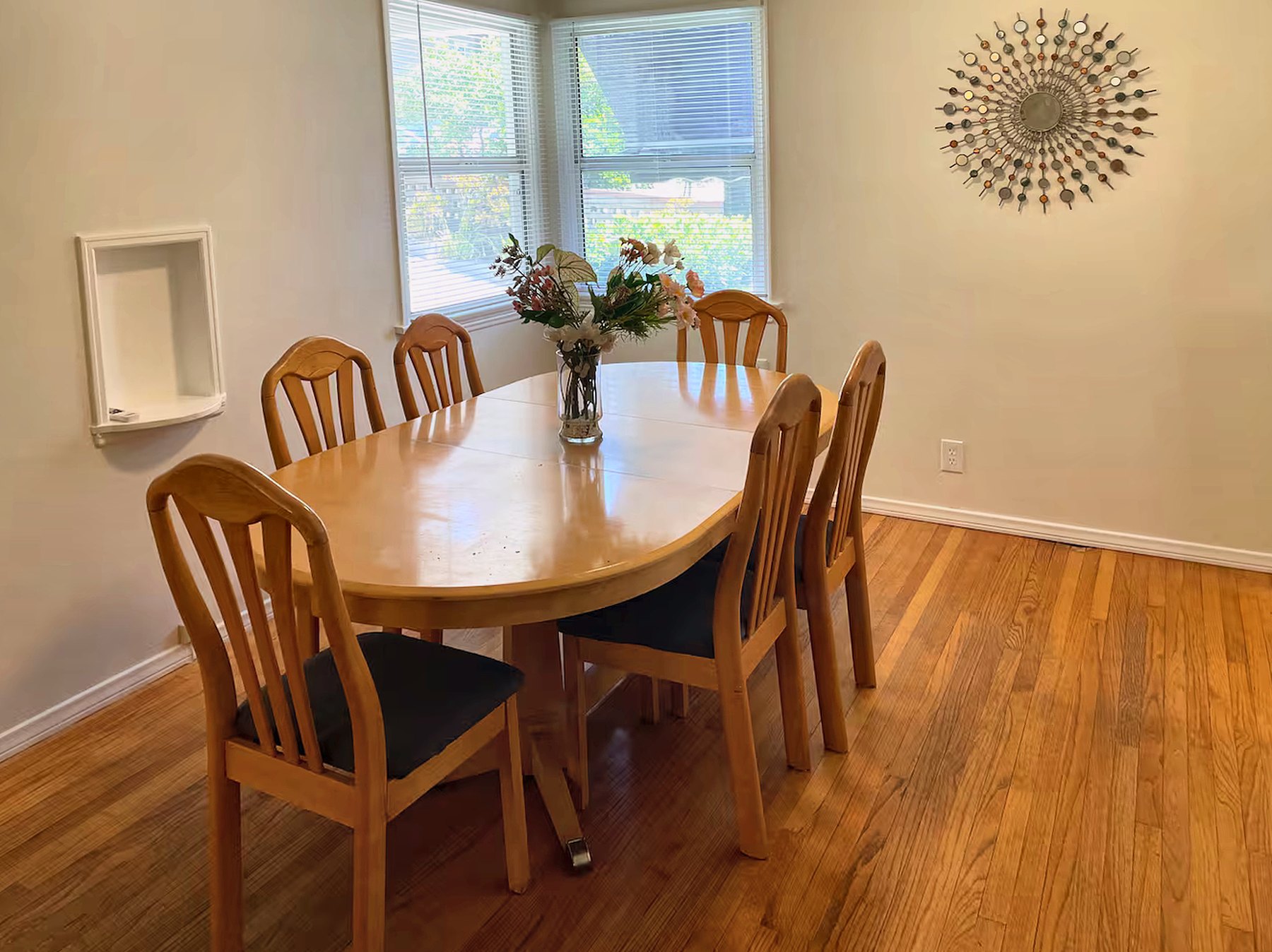 Furnished 2BR Home · Near JPL, photo 10 of 17