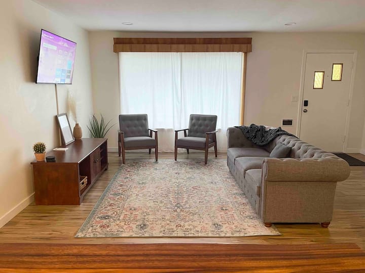 Hanford Room, photo 7 of 14