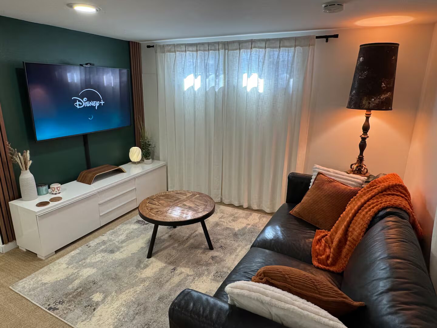 University District - Private Apartment, photo 6 of 20